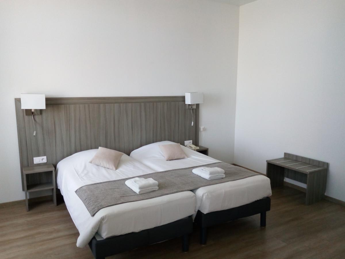 Grand Hotel De Port Blanc Penvénan Εξωτερικό φωτογραφία